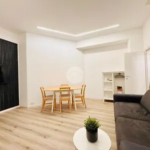 Joma House , Napoli Italia